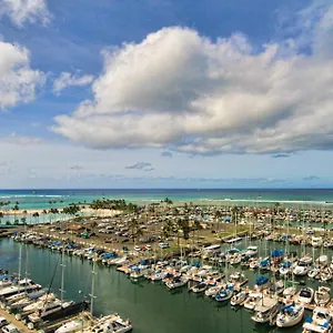 https://ilikai-marina-1192.hotelsinhawaii.org